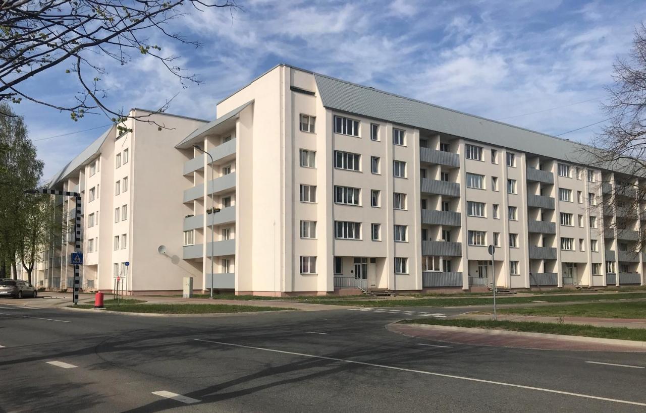 Apartment128 Valmiera Buitenkant foto